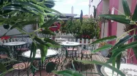 Hotel les Rosiers - parking