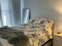 Great Location to the hospitals: 2 bed 1 bath Fully furnished. Hotels near Western Honolulu