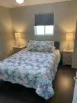 Beautiful home 2 miles away from Venice Beach!!! - Boutique