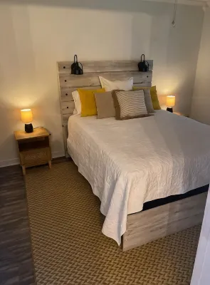 Discover Mississippi State U within 4 mins! Cozy 1-bedroom awaits.