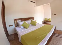 Wild Waves Kumana Safari & Surf Resort Hotel
