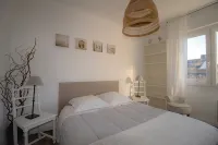 APARTMENT T2 150 m FROM THE SEA BEACH 800m EVERYTHING ON FOOT ( WI-FI) BICYCLES - 2-stjärniga
