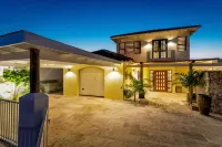 Luxury Villa Overlooking the Laguna Marina - 빌라