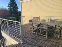 Downtown Marblehead 2brm/1.5bath w/ deck