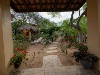 Off grid living! Enjoy and love the Nature! Hotels in Savaneta