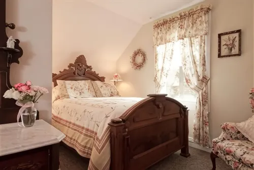 Alpine Haus Bed & Breakfast Inn - Homestays