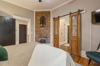 Bourbon Trail 3-bedroom house in Frankfort 1.5 Miles to Buffalo Trace - 4 stjerner