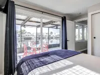 Tidewater: Bring your boat, backyard beach,kayaks. Hotel di Hernando Beach
