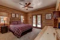 Spacious 4Br Cabin Near Zion · Stargazing Deck, Trails, Pool Table & Family Fun - Balkon