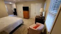Quiet 1/1 in Historic Village of Milan, OH just minutes away from Cedar Point - Wifi