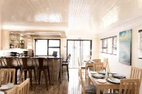 Grand House Lodge Jeffreys Bay - สัตว์เลี้ยง