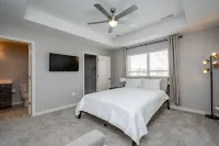 Built in 2021- close to UIHC and Shopping - 4-Star