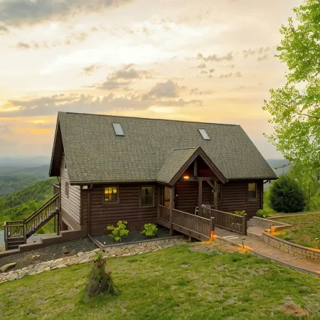 NEW Luxury Mountain Cabin with Stunning Sunset Views
