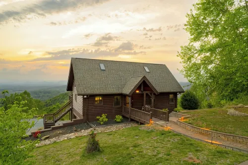 NEW Luxury Mountain Cabin with Stunning Sunset Views - 4-Star