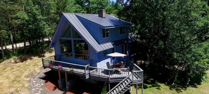 Warren VT Chalet for Ski, Summer + Fall Fun, WIFI Hotels in Warren