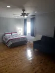 Downtown Tell City Upstairs Rental 2 Bed 2 Bath Wifi 30 minutes to Holiday World - WiFi