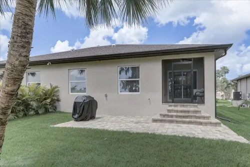 WaterFront Boundary vacation! Close to beaches 3bdr2bath,golfing fishing - 3-Star