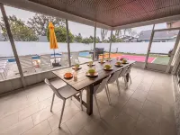 Pickleball, Heated Pool, Hot Tub, Golf & Games, Near Beaches - 4-Sterne
