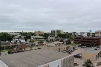 Penthouse in the heart of Downtown Fargo with private rooftop patio - Homestays