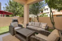 Modern Spacious 2 Master Bedroom Cal King with Loft & Pool Sleeps 6 - 4-Star