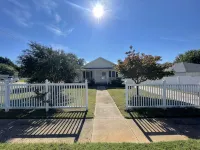 15 Min from CLT Airport! Spacious & Renovated! - 4-Star