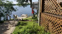 Pristine  views in peaceful bay on 5 Lake Chain.  pontoon rental available - Wifi