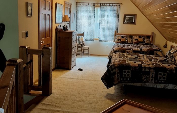 Pioneer Lodge Log Cabin