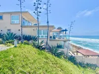 5 Br Large Beach House, Beachfront with Fire Ring,  Walk to Restaurants - Boutique