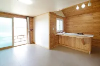 Pohang Hwajin Byeoljang Pension - Lemmikkieläimet sallittu