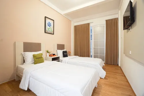 Urbanview Syariah Griya Sekar Malang - 2-Star