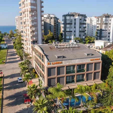 Laren Sea Side Hotel Spa