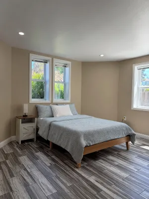 Alameda Modern Victorian 2BD unit D - 2-Star