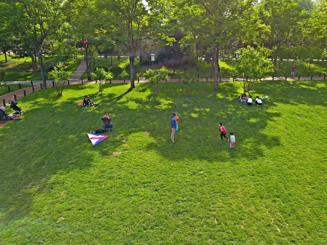 Hotels near Gonghe Park (East Gate)