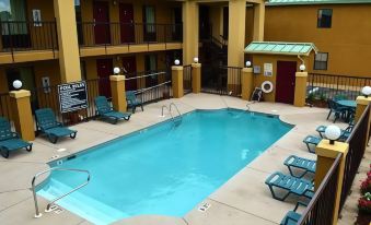 Executive Inn Opp - Housity