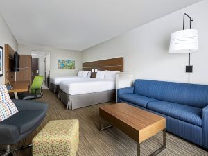 Holiday Inn Express & Suites Oakhurst-Yosemite Park Area