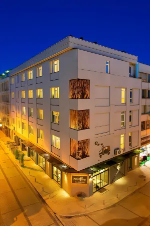 Hotellino Istanbul Отели рядом с достопримечательностью «Литературный музей-библиотека Ахмеда Хамди Танпынара»