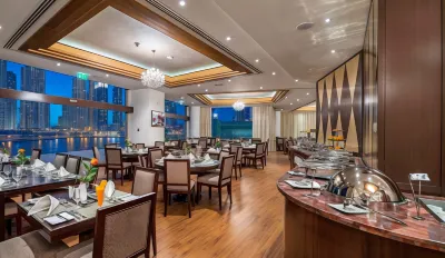 City Premiere Hotel Apartments - Dubai Отели рядом с достопримечательностью «Al Khail Gate Community Centre»