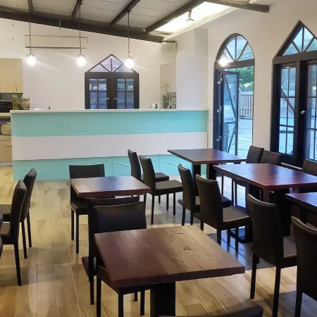 Oak Garden Отели рядом с достопримечательностью «Бейсбольное поле Hualien»