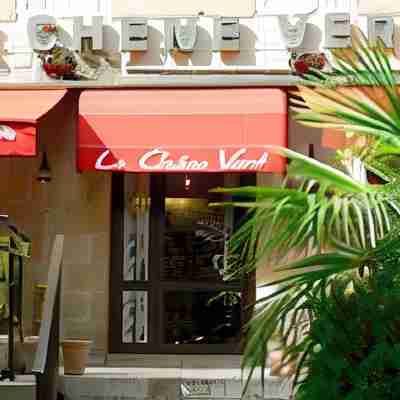 Hôtel Bar Lounge Le Chêne Vert Hotel Exterior