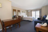 The Montauk Soundview - balcony