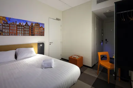 EasyHotel Amsterdam Zaandam