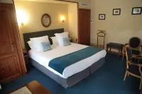 杜巴斯-佈雷奧城堡酒店