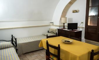 Two-Rooms Apartment in Agriturismo Serine Num1