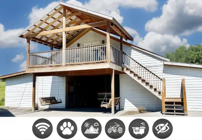 Double L Ranch 1 Bedroom Farmhouse by RedAwning Hotels near Talking Turkey Studio