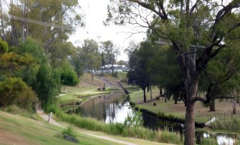 Oakey Motor Inn