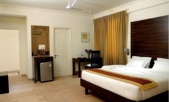 66 Residency-Boutique City Centre Hotel