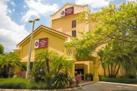 Best Western Plus Kendall Hotel  Suites