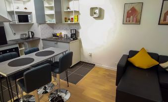 Apartment Near University and Airport Paris-Orly by Servallgroup
