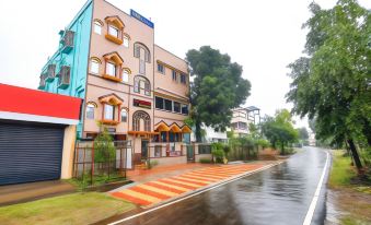 FabHotel Sriya