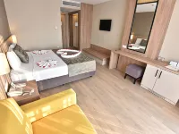 Lucida Beach Hotel - Ultra All Inclusive ケメルのホテル